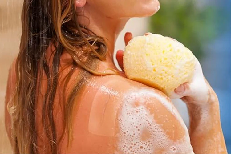 Firma din Singapore dezvăluie un plasture cicatrici de culoarea pielii, alimentat cu ARN